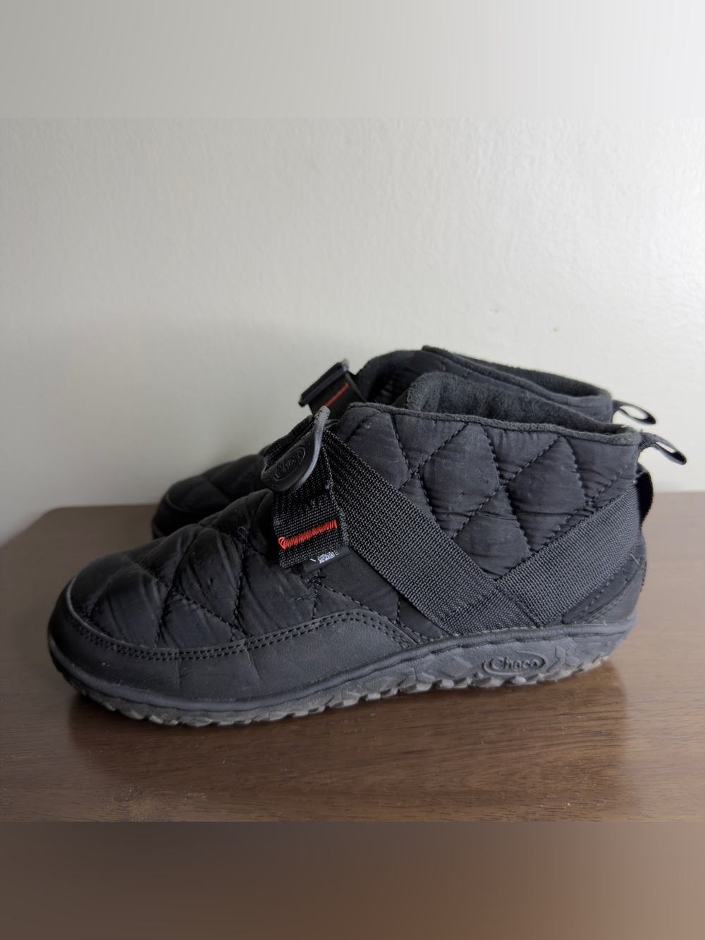 Chaco Ramble Black Puff Ankle Boots Sz 7.5 Womens